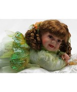 PORCELAIN BROWN HAIR CRAWLING FAIRY BABY 22&quot; GREEN DRESS SILK BLANKET - $43.00