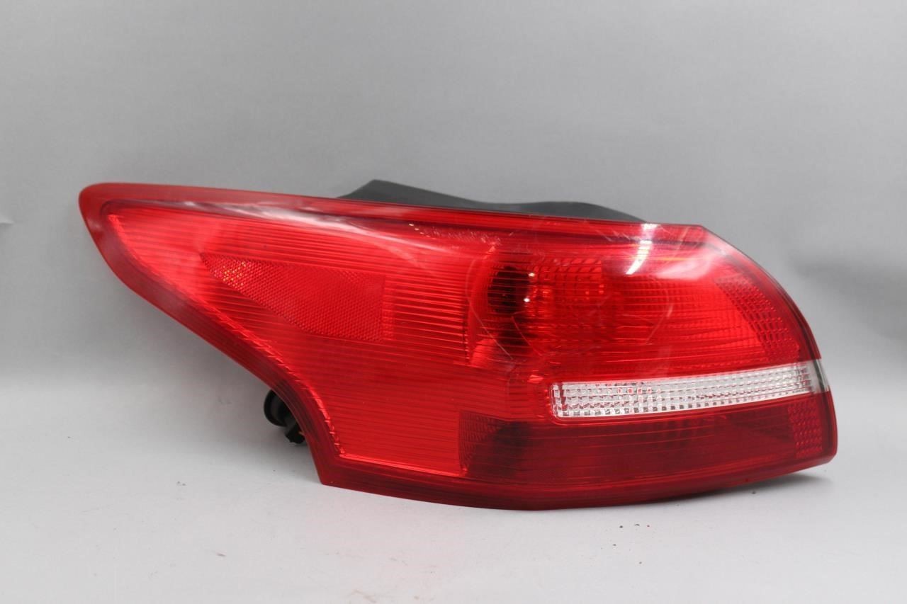 Left Driver Tail Light Outer Quarter Panel Mounted 2015-18 FORD FOCUS OE... - $51.75