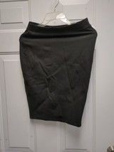 Lulus pencil skirt - £11.81 GBP