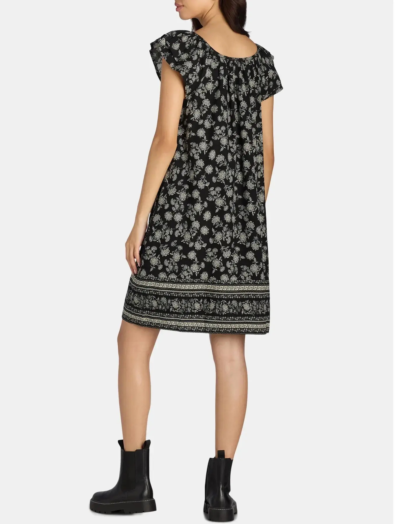 Time and Tru Women&#39;s Plus Mini Dress with Flutter Sleeves Sizes L(12-14) - $10.00