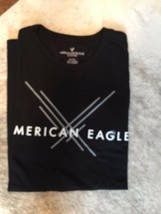 NWOT American Eagle Black Short Sleeve Crewneck T-shirt SZ M - $461.33 MXN