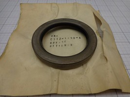 Ford Oem Nos C3TZ-1190-A Seal Retainer Hub Wheel Axle Bearing - £10.64 GBP