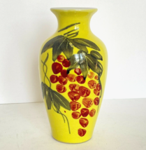 Vintage MCM Berry or Grape Cluster Yellow Mid Century Modern Vase 6&quot; Tall - £22.36 GBP