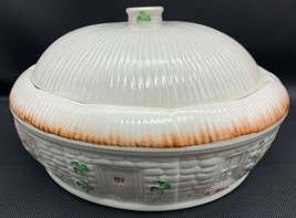 2 Qt Round Covered Casserole Shamrock by Belleek Pottery 11th Mark Irela... - £112.09 GBP