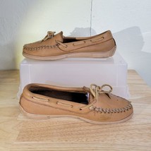 Womans Minnetonka Smooth leather Slip on Moccasins No size Fit like a 9 - £19.55 GBP