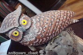 Great Horned Owl wood hand carving,  in branch, glass eyes, SIGNED ORIGINAL - £197.84 GBP
