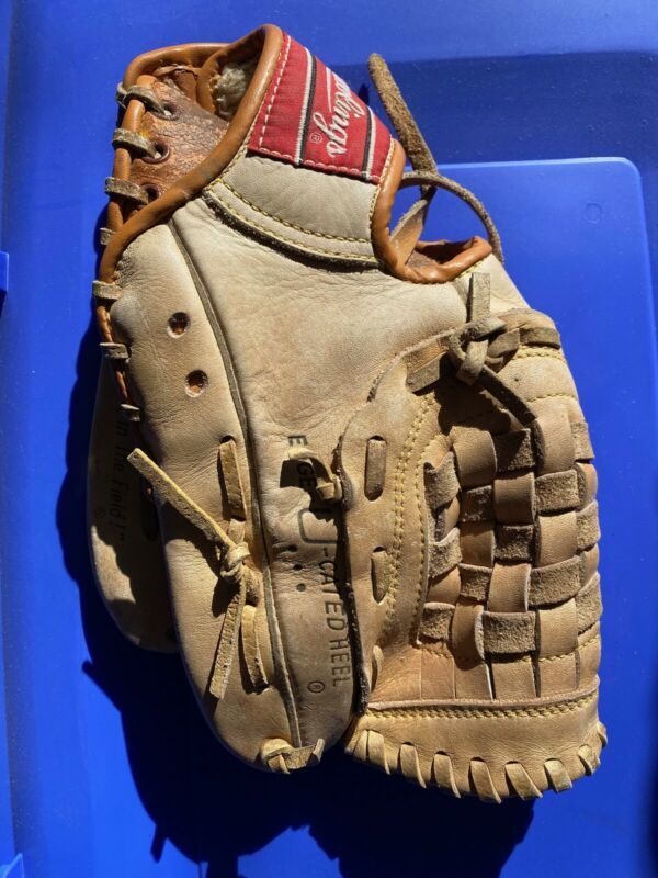 Vintage 1990's Ken Griffey Jr. Rawlings Baseball Glove RBG90 Youth 11" RH Throw - $36.58