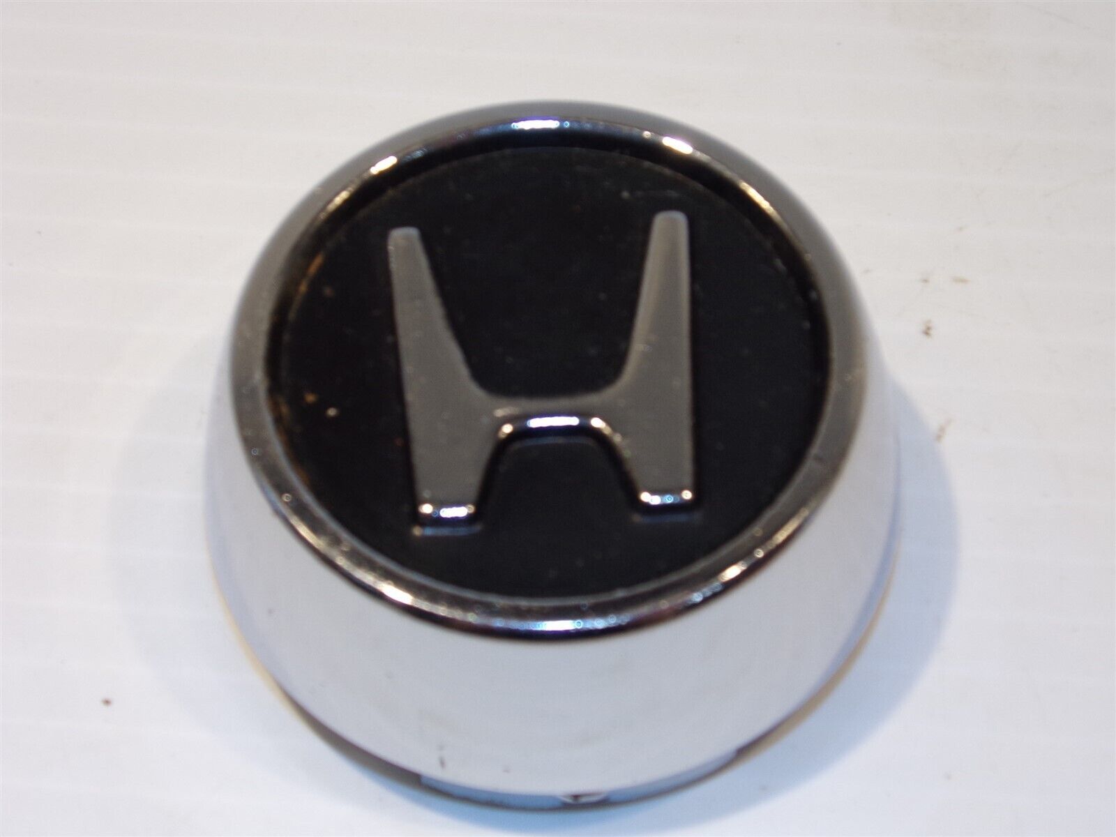 1984 85 86 87 Honda Civic Wheel Center Cap OEM - $22.50
