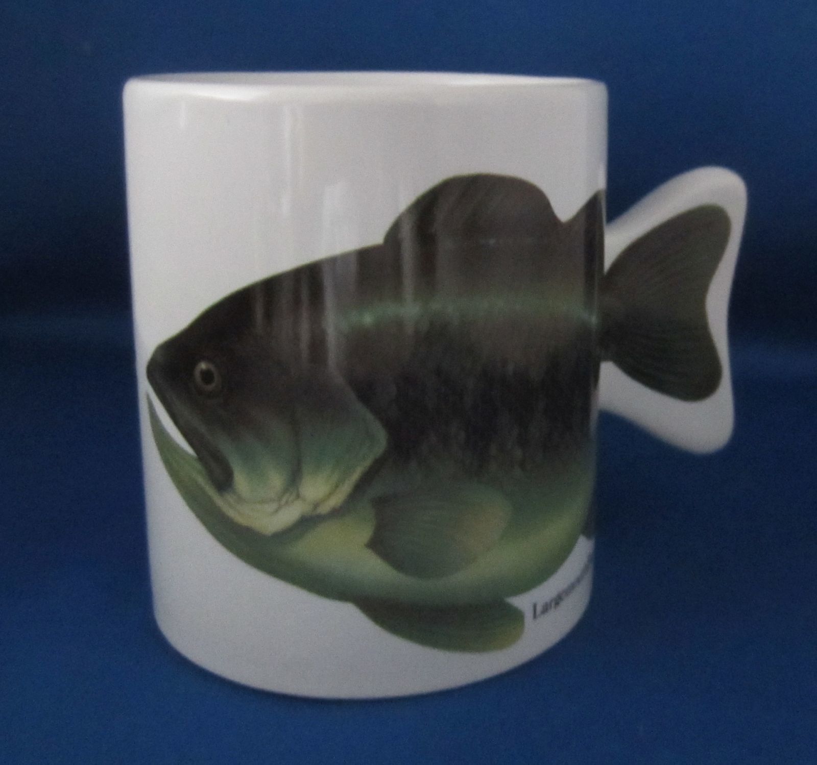 1990 Large Mouth Bass Fishing 12 Oz. Coffee Tea Mug Cup Fish Tail Handle - $12.99