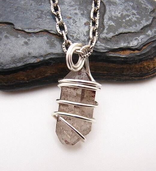RARE BLACK DRAGON QUARTZ PENDANT IN SILVER PLATED COPPER #602 - $44.00