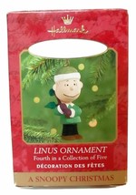 Hallmark Keepsake Ornament SNOOPY CHRISTMAS (2000) Linus with Tree Mint in Box - $14.00