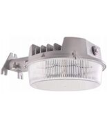 Halo Outdoor Dusk to Dawn LED Wall Light � Area, Street, Garage, Parking... - $1,055.70 MXN