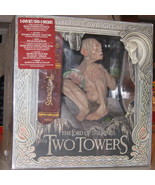 The lord of the rings two towers collectors dvd set with gollum statue - £82.13 GBP