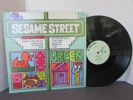 Sesame Street Peter Pan Chorus 8095B Record Album Childrens Songs - £4.43 GBP