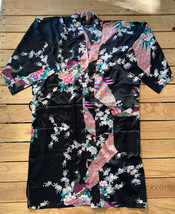Old Shanghai Women’s kimono robe One size Fits all in Black/floral G3 - £14.17 GBP