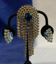 Vtg Blue Rhinestone Fashion Jewelry Set Brooch &amp; Clip-On Earrings Prong Set - £55.28 GBP