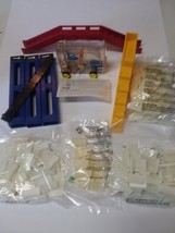 vintage domino rally domino dealer by pressman dated 2000 new york. - $23.75