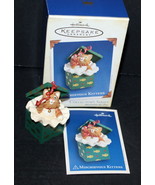 Hallmark Keepsake Series 2005 Mischievous Kittens Christmas Ornament 022... - $20.46 CAD