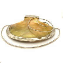Vintage Sterling Silver Wire Wrap Mother of Pearl Sea Shell Clam Shape Pendant - £127.78 GBP