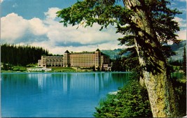 Chateau Lake Louise Banff National Park Canadian Rockies Postcard - £7.73 GBP