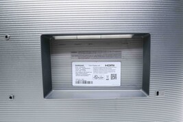 Samsung ViewFinity UJ590 32” UHD Monitor - Dark Gray/Blue image 3