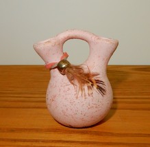 Beautiful vintage Pueblo miniature pink wedding vase      A1 - £9.59 GBP