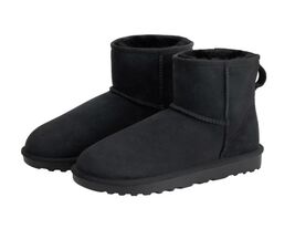 Kirkland Signature Womens Boots Black Shearling Sock Lining Sheepskin Upper - $84.59 CAD