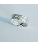 Solid 925 Sterling Silver Band Ring Top &amp; Bottom Grooves Polished Middle... - £9.43 GBP