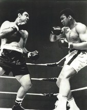 Muhammad Ali Vs Rocky Marciano 8X10 Photo Boxing Picture - £3.88 GBP