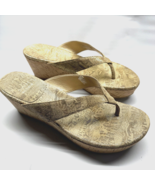 Stuart Weitzman Gold Clasp Cork Wedge Thong Wedge Sandal Size 9 M US S20... - £22.03 GBP