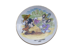 Vintage Walt Disney Productions Mickey & Minnie Nifty Nineties 1941 Mini Plate - $10.00