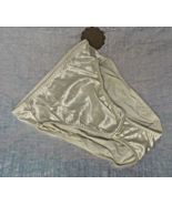 Vintage Victoria&#39;s Secret 2nd Skin Satin NWOT-Ivory-size Small - $134.12 CAD