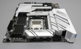 ASUS ROG Strix B650-A Gaming WiFi AM5 Motherboard ISSUE image 5