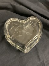 Crystal Heart Shaped Trinket Box Candy Dish With Etched Flower 4” - £5.31 GBP