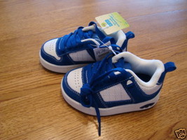 Toddler boys The Children&#39;s Place sneakers shoes 12 NEW - £4.50 GBP