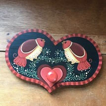 Estate Karen Signed Painted Red &amp; Cream Birds w Green Vines Shaker County Heart  - £11.71 GBP