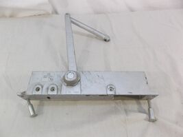 UL Listed  DOOR CLOSER ALUMINUM FINISH - body missing parts used/preowned - $33.49 CAD