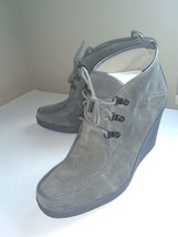 Calvin Klein Penelope Gray Suede Casual Wedge Heel Ankle Booties Size 9.5 M - £18.95 GBP