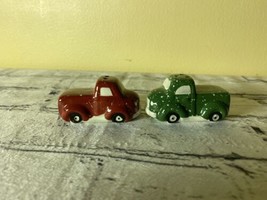vintage pickup truck christmas salt and pepper shakers - £11.98 GBP