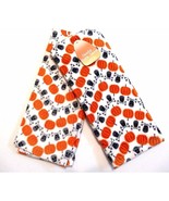 Candy Corn Lane Kitchen Towels Pumpkins Skulls Crossbones Halloween 2-Pc... - $20.28 CAD