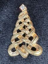 Vintage Christmas Tree Brooch Gold Tone Ribbon Swirl Rhinestone Holiday ... - $18.80