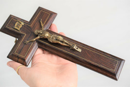 ⭐ vintage  crucifix ,religious wall cross ⭐ - £27.76 GBP