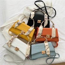 New Fashion Trending High Quality Crossbody Bag - £15.46 GBP