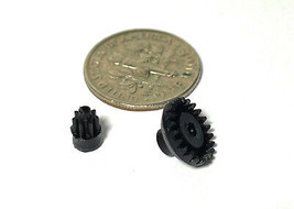 2pc TOMY-SRT Bulldog Slot Car Chassis Rear End Tune Up 22t Crown 7t Pinion Gears! - £3.98 GBP