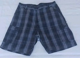 Wrangler Shorts Men 38x9.5 Gray Plaid Cargo Pockets Logo 100% Cotton Button Zip - £9.30 GBP