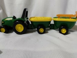 John Deer Farm Set Tractor Train Toy Animal people sounds wagon cart tra... - $13.10