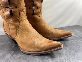 Vintage Corral Women Shoes Brown 7.5M Perforated Leather Western Cowgirl Boots - $168.12