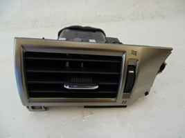 Lexus GX460 air vent left dash a/c heater oem 55650-60191 - $46.74
