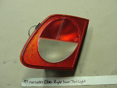 OEM 97 Mercedes E320 W210 RIGHT INNER TRUNK MOUNTED TAIL LIGHT LENS #A2108203064 - $39.59