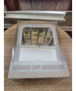 VIVITAR - Light Up Mirror - $14.05 CAD